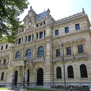 Con Bano Privado En El Centro De Homestay Bilbao